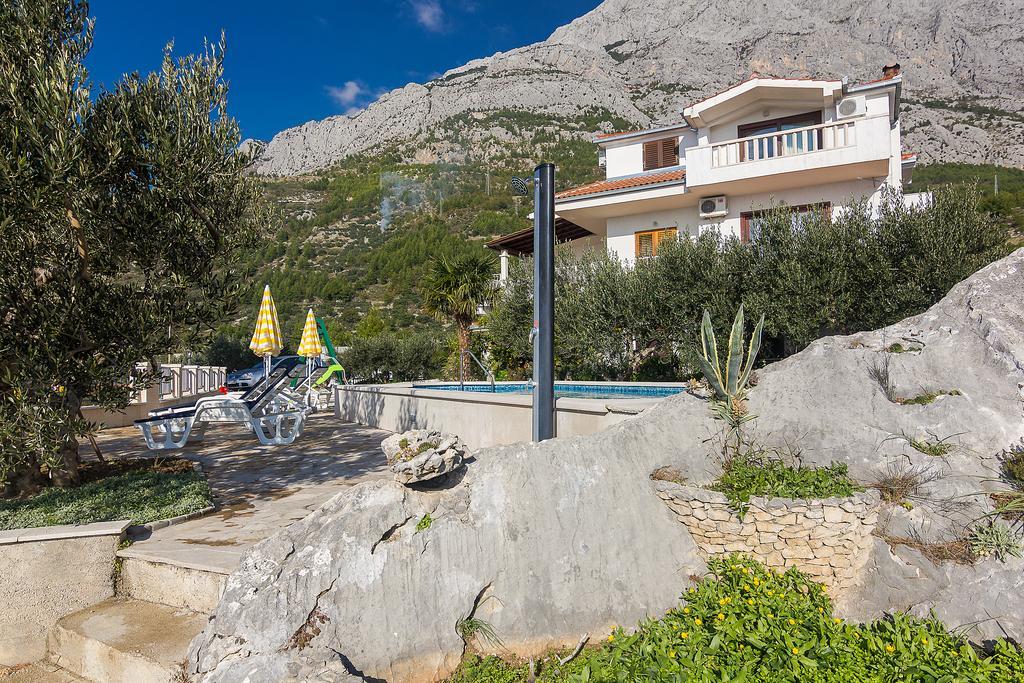Apartments Ana Baška Voda Exterior foto